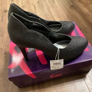 Black Sparkle High Heel Shoe